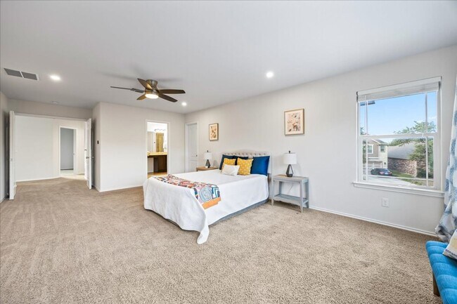 Building Photo - Move-In Ready Home with Resort-Style Backyard