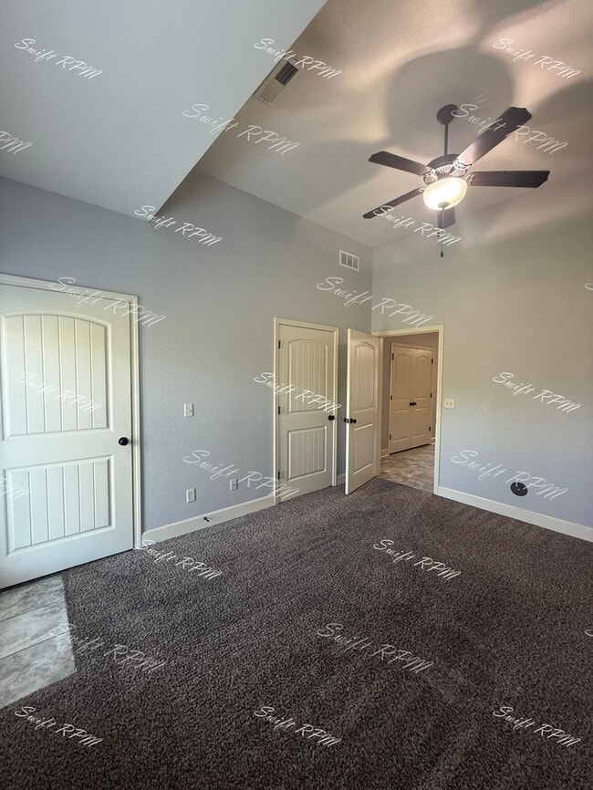 Building Photo - 2213 Burningwood