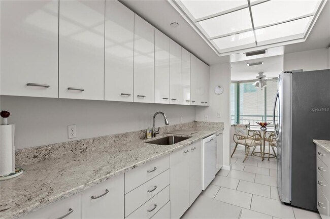 Building Photo - 1540 Gulf Blvd