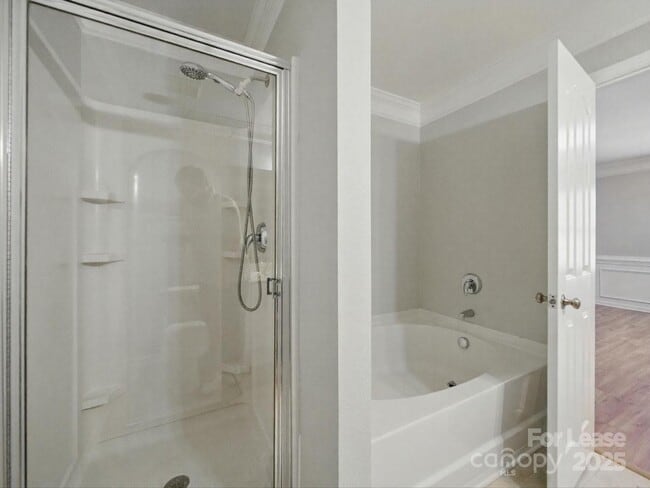 Building Photo - 5203 Grays Ridge Dr