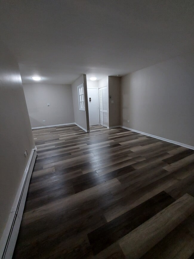 Building Photo - 860 Winesap Ct