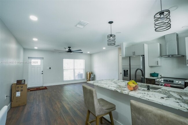 Building Photo - 14530 NW 11th Ct