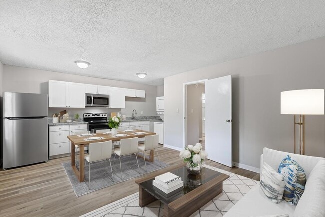 Building Photo - 102 Cone St