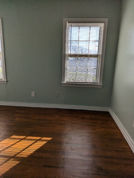 Building Photo - 1110 Greenlee St