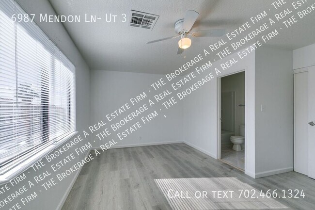 Building Photo - 6987 Mendon Ln