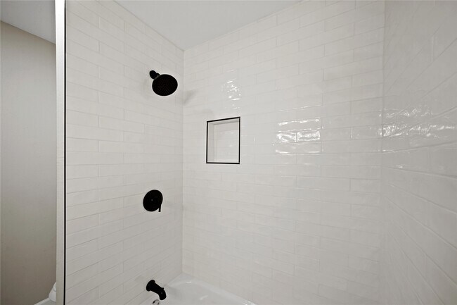 Building Photo - 2218 Winrock Blvd