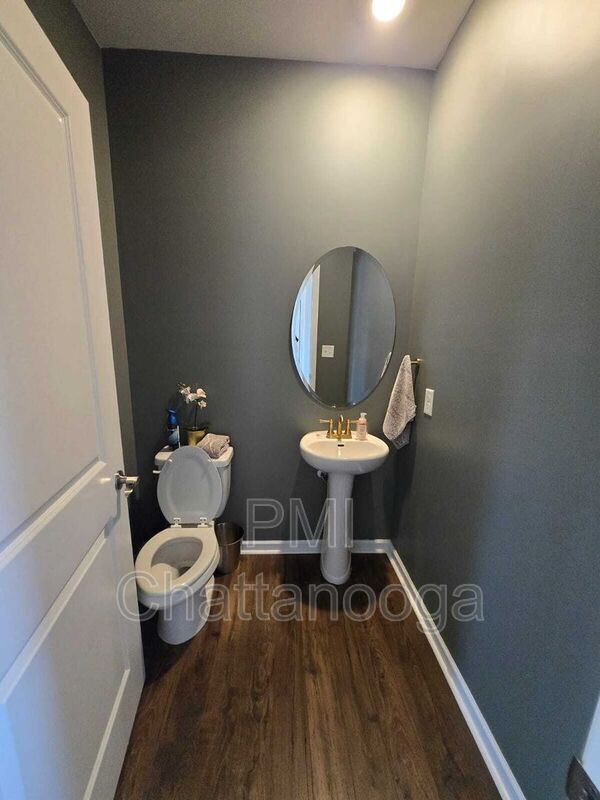 Building Photo - 8631 Briar Rose Pl
