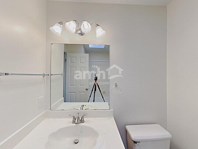 Building Photo - 4877 S 4075 W