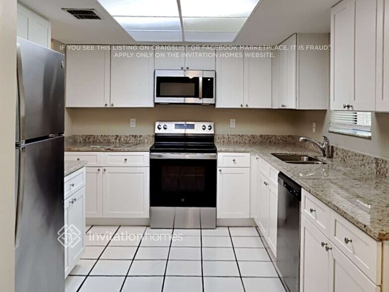 Building Photo - 10 Widgeon Pl