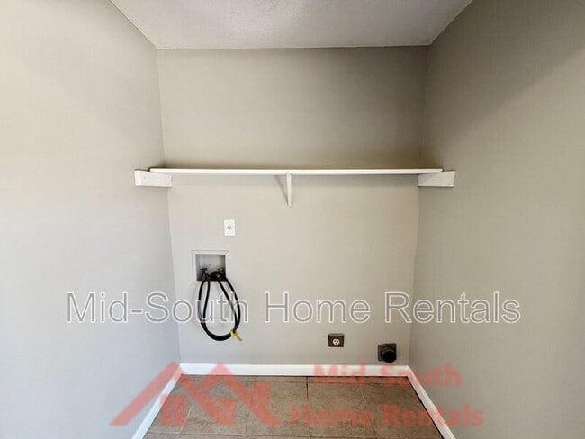 Building Photo - 3080 Argot Ave