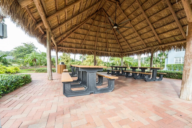 Building Photo - 3143 Clint Moore Rd