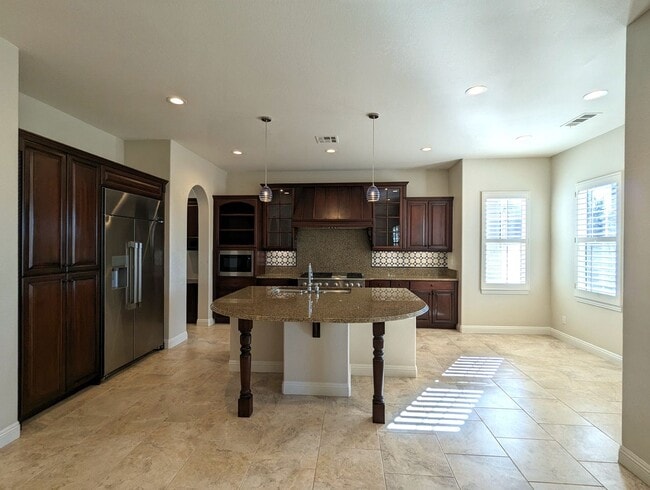 Building Photo - 6217 Alverton Dr