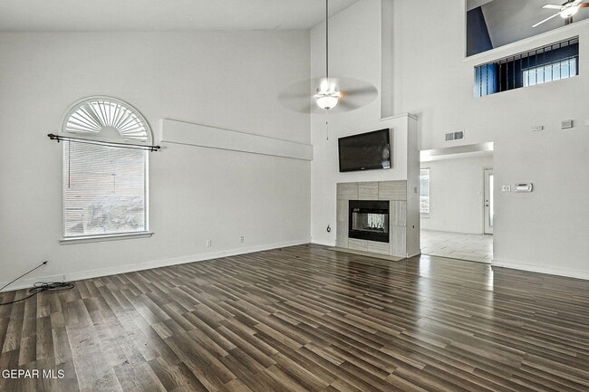 Building Photo - 5052 Silver Cholla Dr