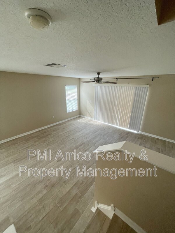 Building Photo - 10840 Johanna Ave