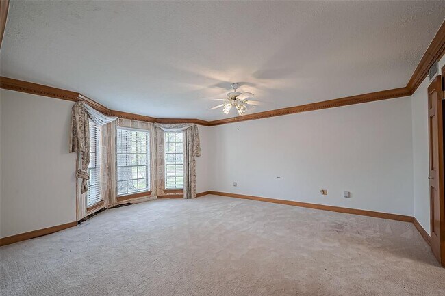Building Photo - 18307 Champion Forest Dr