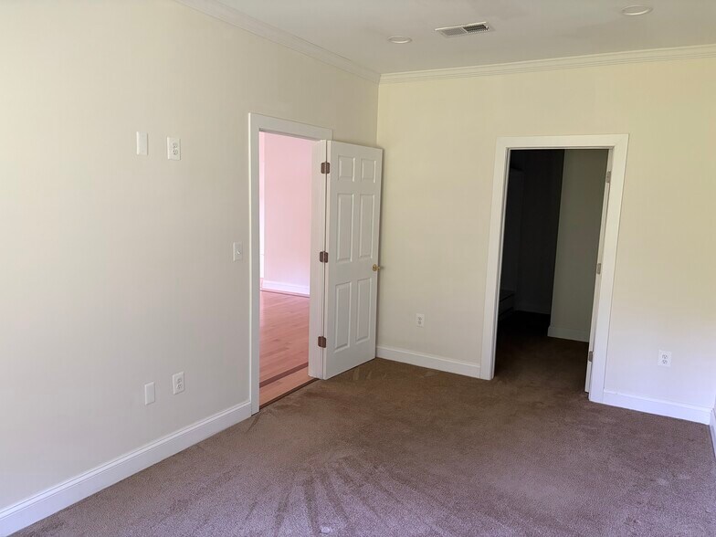 Building Photo - 8717 Little River Tpke