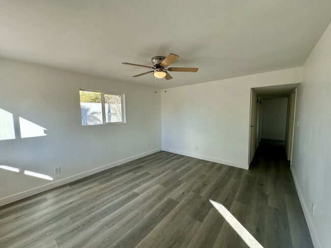 Building Photo - 4577 N Palo Verde Ln