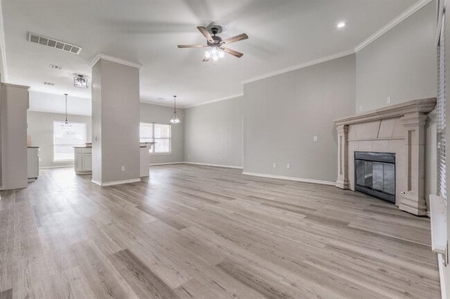 Building Photo - 6528 NW 163rd Terrace