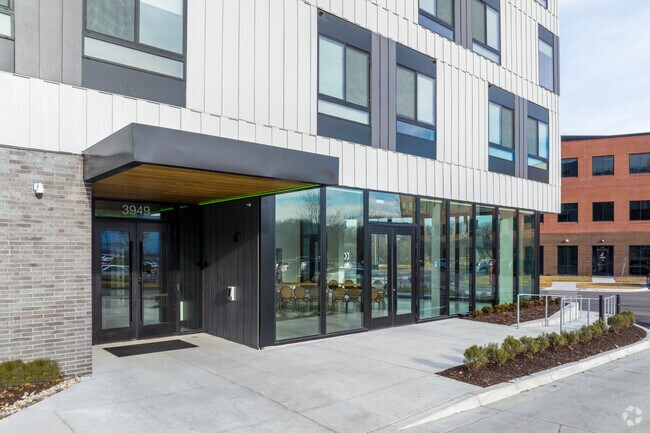 Building Photo - The Rochester