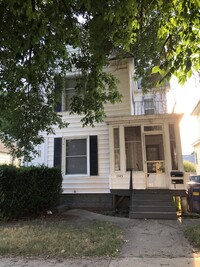 Building Photo - West Side 2 Bedroom Upper