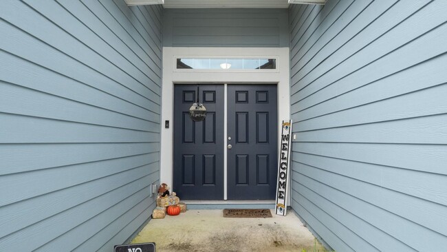 Building Photo - 613 Lancewood Ct