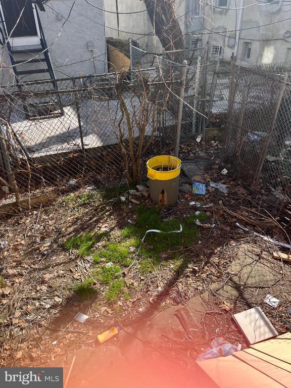 Building Photo - 163 N Edgewood St