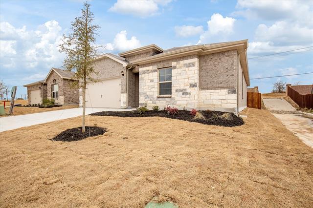 Building Photo - 2220 Barnwell Dr