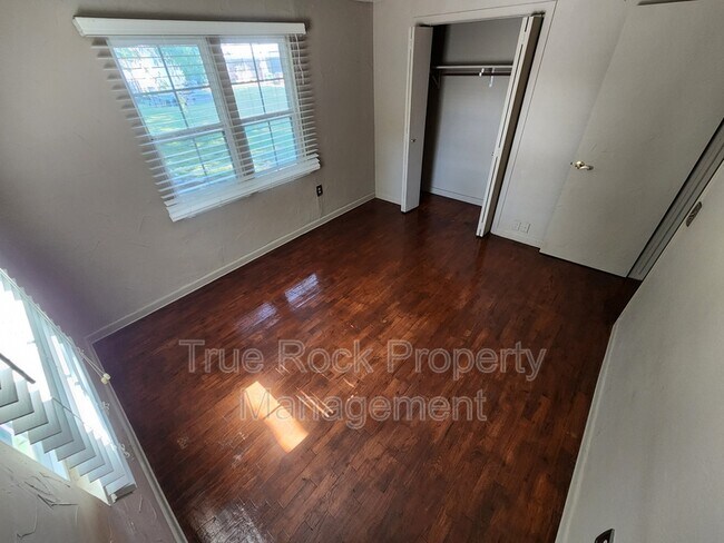 Building Photo - 15662 County Rd 3540