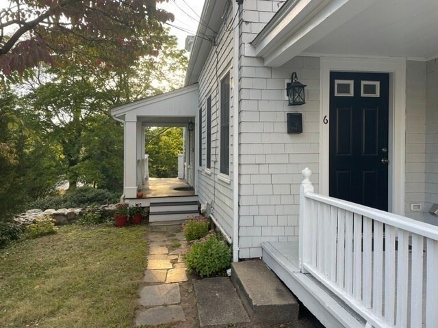 Building Photo - 6 Parker Ave