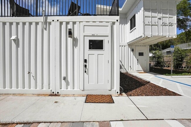 Building Photo - 8778 Waterfront Terrace