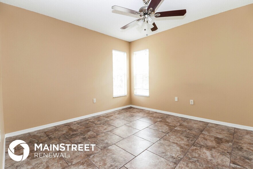 Building Photo - 3284 Lema Dr