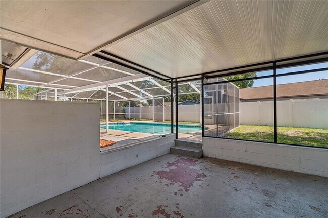 Building Photo - 7111 Gateway Ct