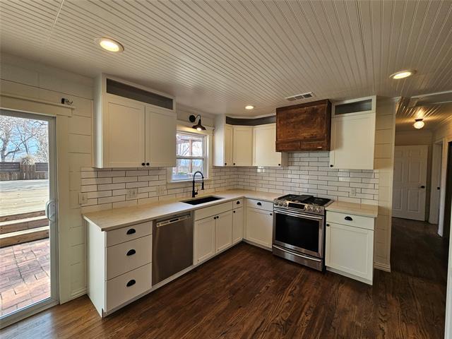 Building Photo - 3139 Southlake Park Dr