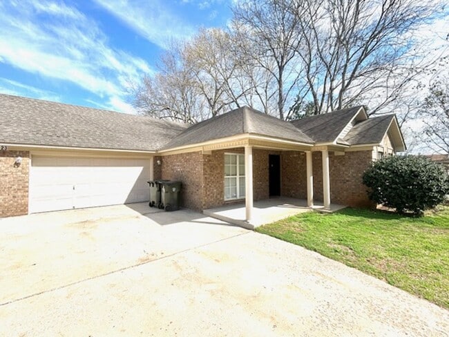 Building Photo - 1523 Jordan Rd