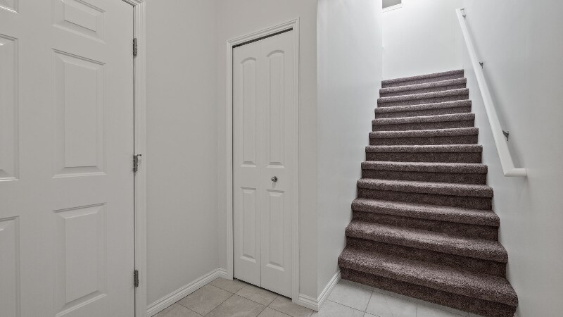 Building Photo - 7008 Boulder Pointe Dr