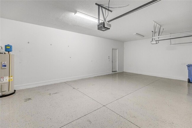 Building Photo - 11954 Cinnamon Fern Dr