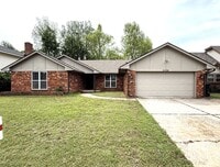 Building Photo - 5324 Eden Dr