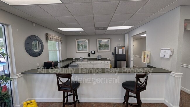 Building Photo - 25820 Crippen Dr