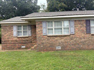 Building Photo - 1035 Hungerford St