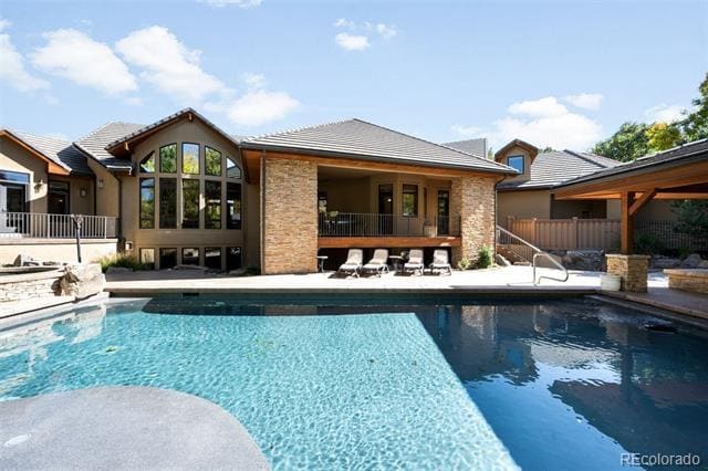 Building Photo - 1705 W Hinsdale Pl