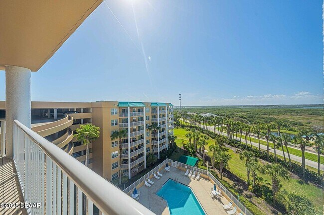 Building Photo - 4650 Links Village Dr