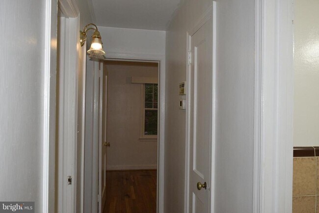 Building Photo - 4500 Franconia Rd