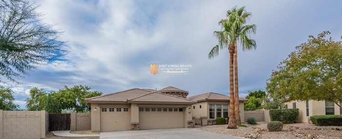 Building Photo - 13354 W San Miguel Ave