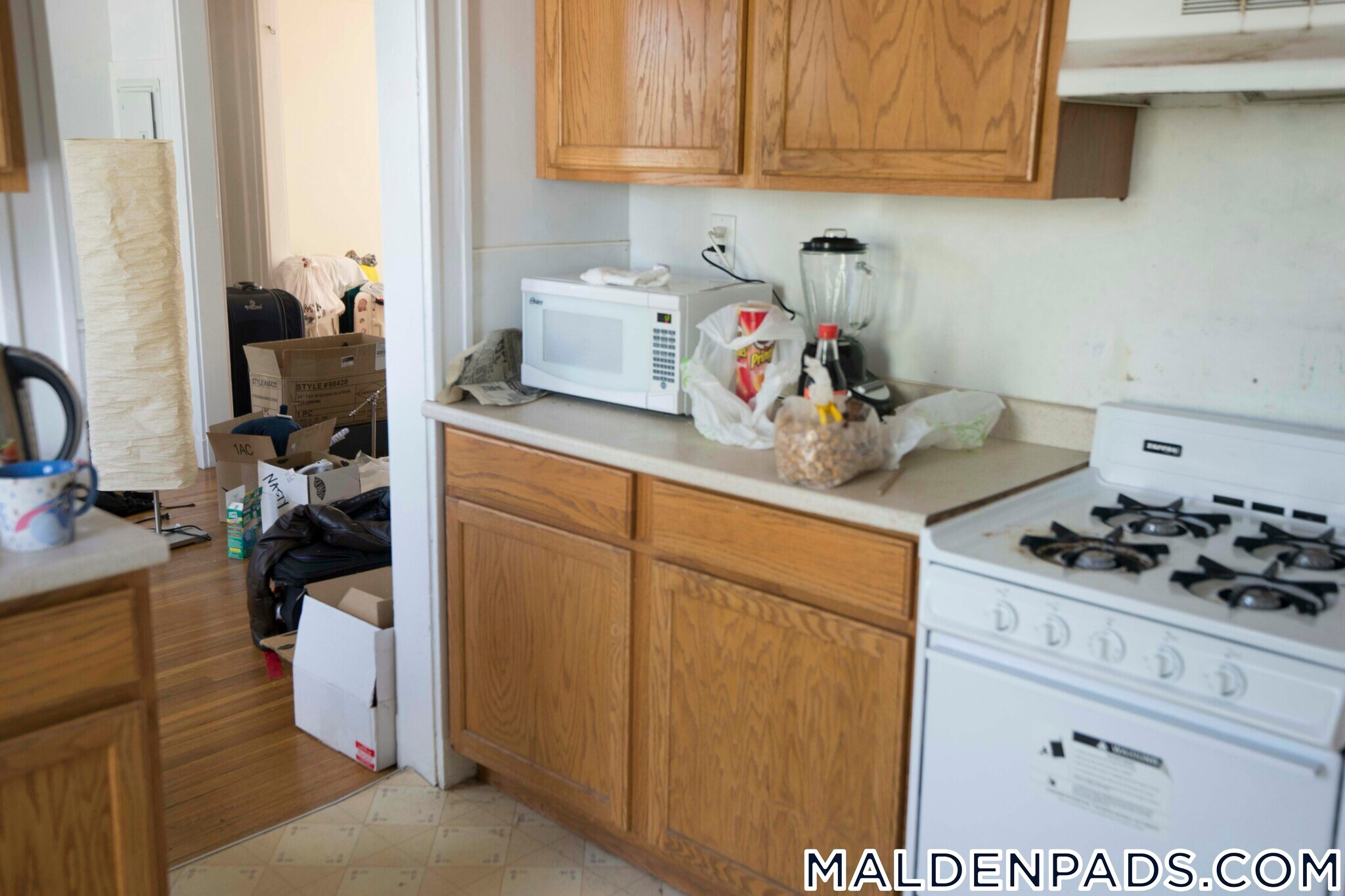 Building Photo - 90 Maple St