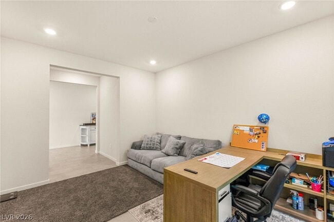 Building Photo - 3017 Bounding Home Rd