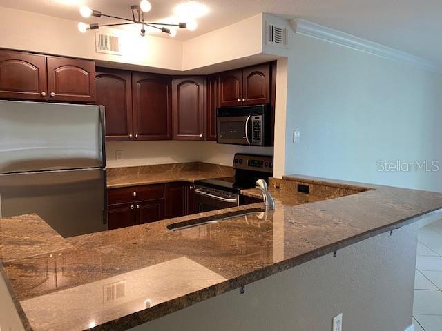 Building Photo - 2400 Feather Sound Dr
