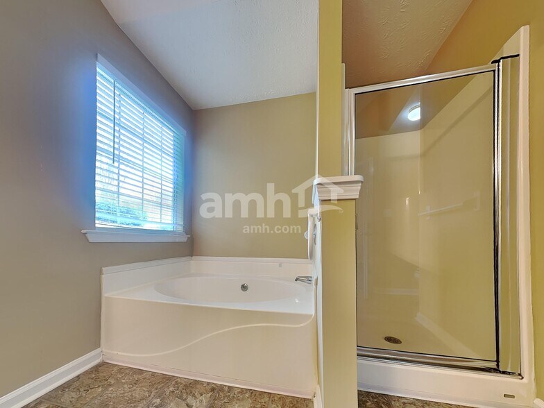 Building Photo - 4731 Gold Mine Dr