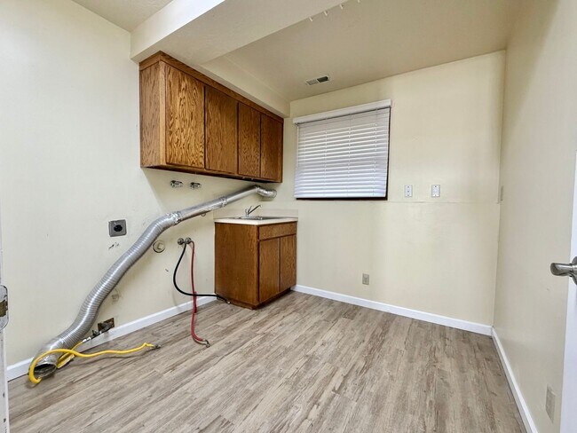 Building Photo - 3230 N 2400 E