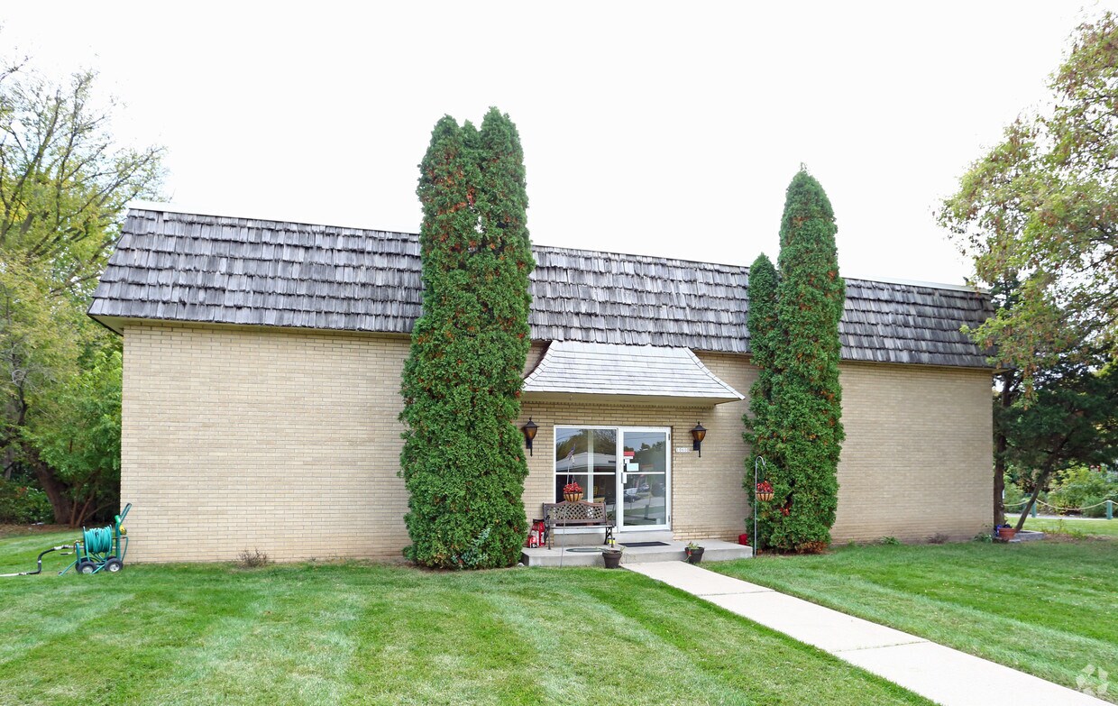 Ridge Manor Apartments Hales Corners Wi Apartment Finder