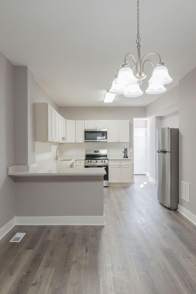 Building Photo - 1237 Carroll St